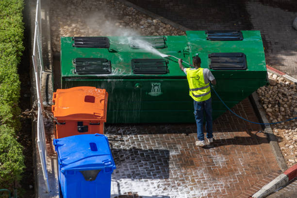 Best Garage Pressure Washing  in Osseo, MN